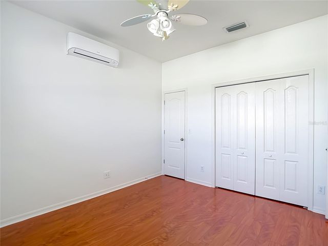 220 RONJA LANE, Valrico, FL 33594