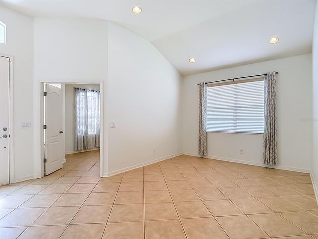 220 RONJA LANE, Valrico, FL 33594