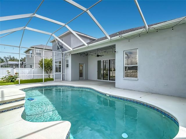 220 RONJA LANE, Valrico, FL 33594