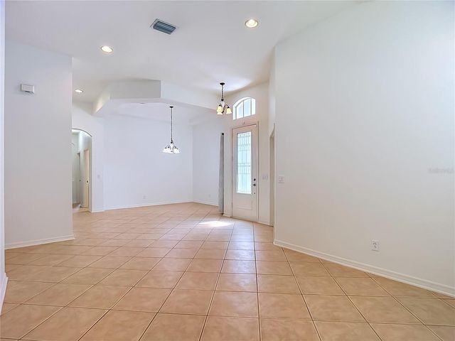 220 RONJA LANE, Valrico, FL 33594