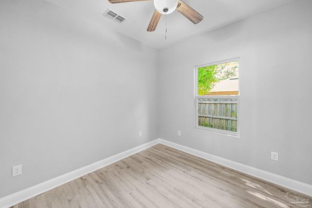 2318 W Lakeview Ave, Pensacola, FL 32505