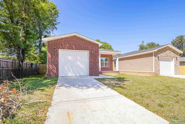 2318 W Lakeview Ave, Pensacola, FL 32505