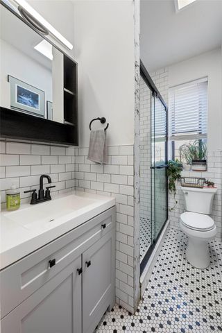 2199 Holland Avenue 5P, Bronx, NY 10462