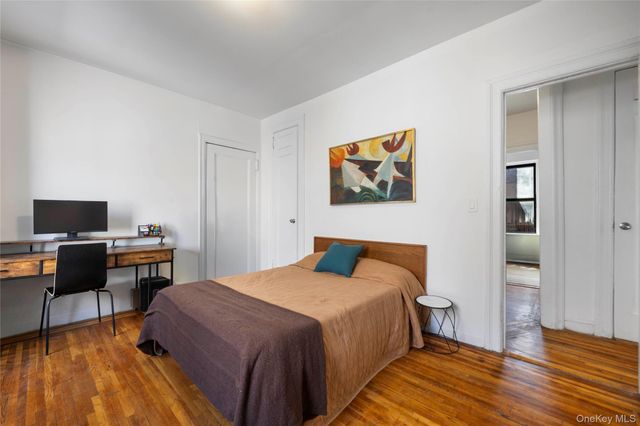 2199 Holland Avenue 5P, Bronx, NY 10462