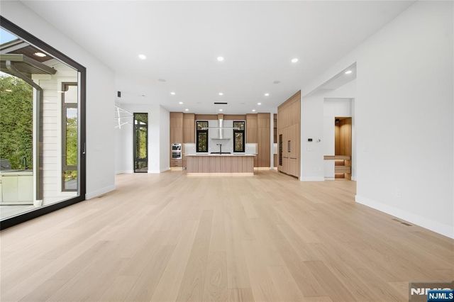 295 Schraalenburgh Road, Haworth, NJ 07641