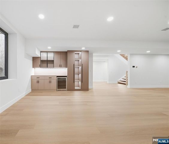295 Schraalenburgh Road, Haworth, NJ 07641
