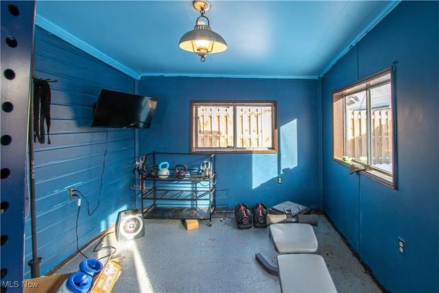 6714 Alber Avenue, Parma, OH 44129