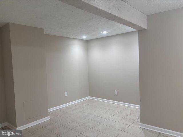 3423 CASTLE WAY #104-32, Silver Spring, MD 20904