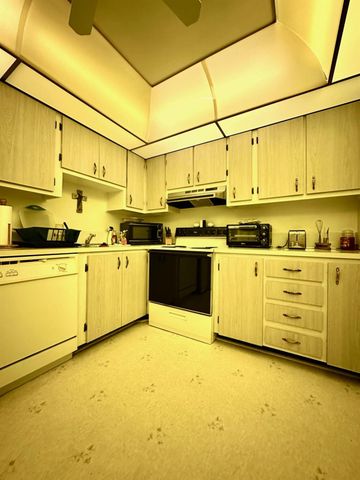 490 N Laurel Drive 6a, Margate, FL 33063