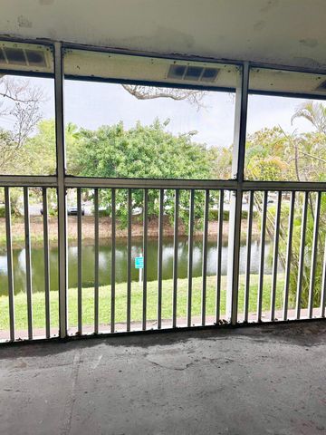 490 N Laurel Drive 6a, Margate, FL 33063