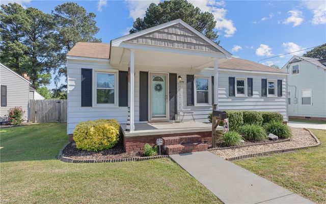 20 S Colin DR, Portsmouth, VA 23701