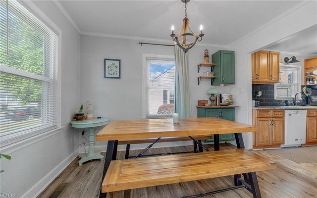 20 S Colin DR, Portsmouth, VA 23701