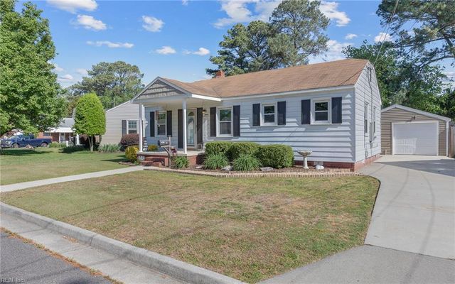20 S Colin DR, Portsmouth, VA 23701
