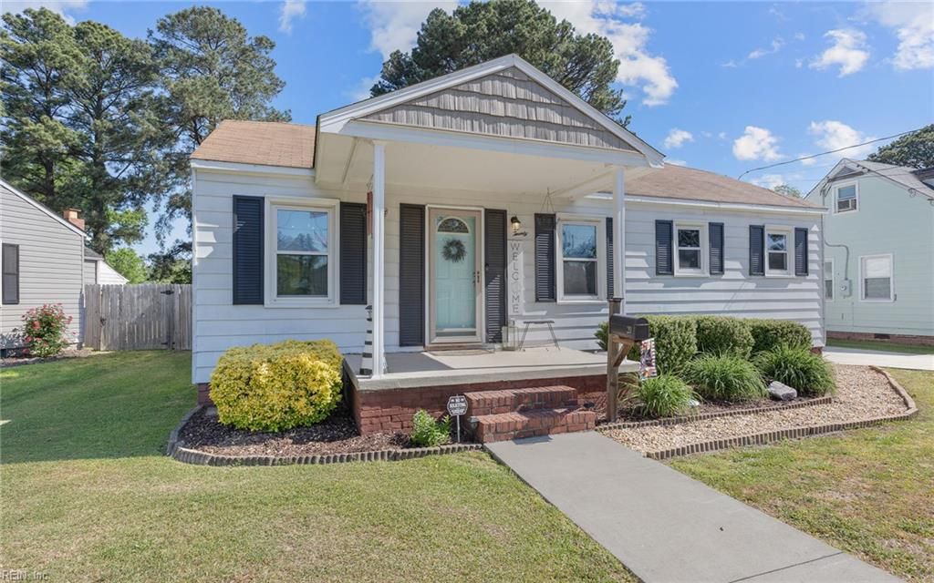 20 S Colin DR, Portsmouth, VA 23701