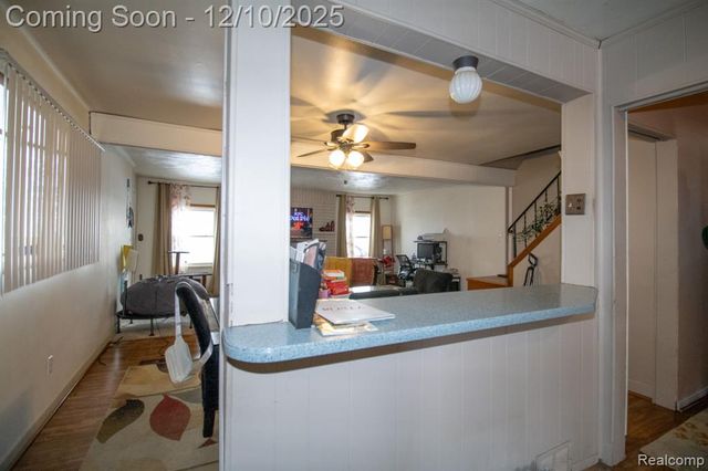 20000 Lancaster Street, Harper Woods, MI 48225