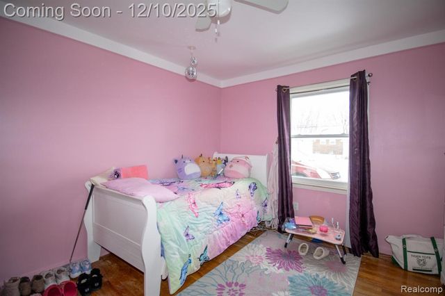 20000 Lancaster Street, Harper Woods, MI 48225