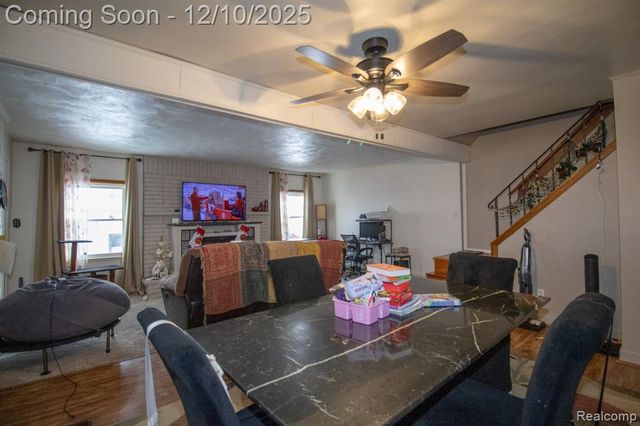 20000 Lancaster Street, Harper Woods, MI 48225