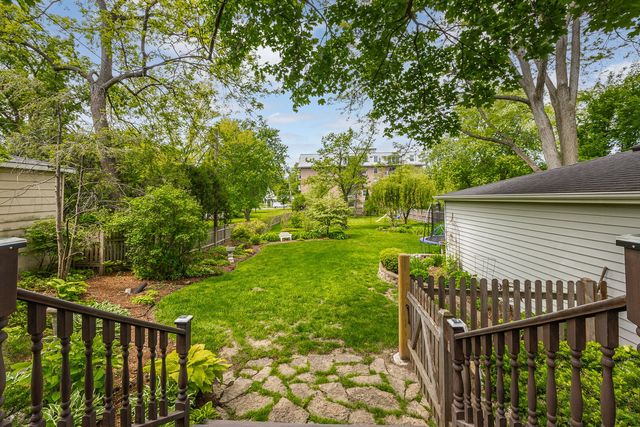 5132 Grand Avenue, Downers Grove, IL 60515