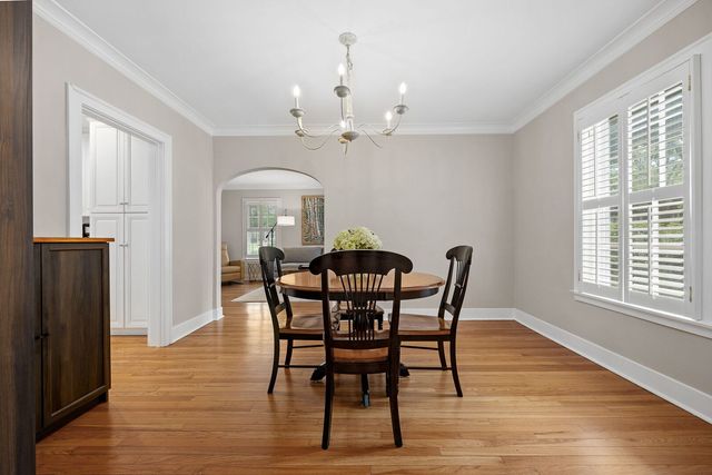 5132 Grand Avenue, Downers Grove, IL 60515