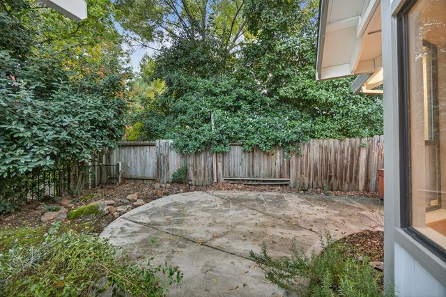 825 Mount Ranier Way, El Dorado Hills, CA 95762