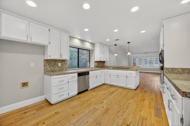 825 Mount Ranier Way, El Dorado Hills, CA 95762