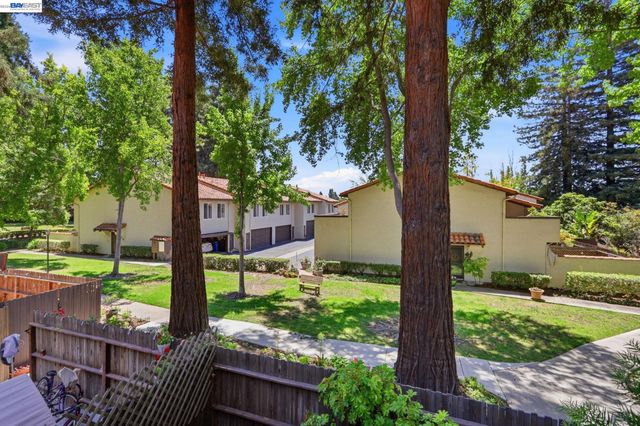 2060 Briscoe Terrace, Fremont, CA 94539