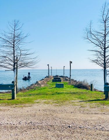 250 Skyview, Point, TX 75472