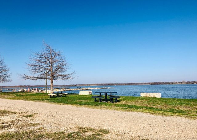 250 Skyview, Point, TX 75472