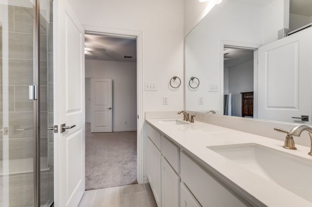 9807 Romo Street, Irving, TX 75063