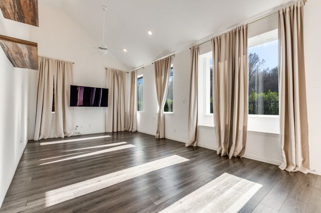 9807 Romo Street, Irving, TX 75063