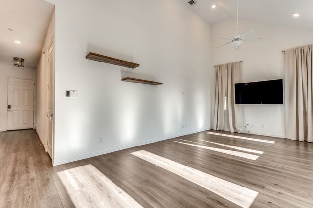 9807 Romo Street, Irving, TX 75063