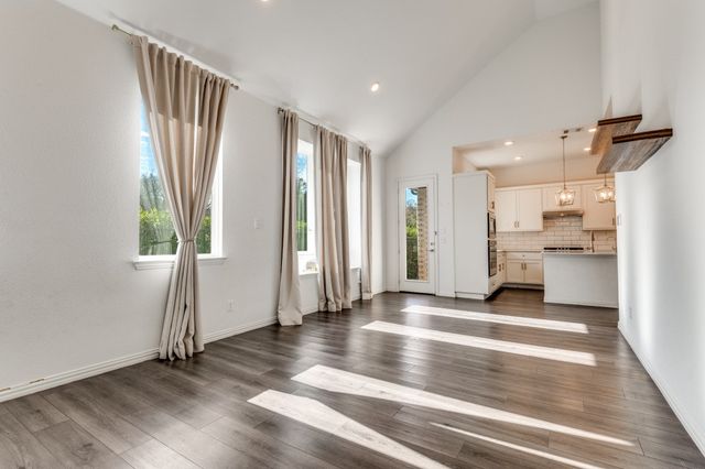 9807 Romo Street, Irving, TX 75063