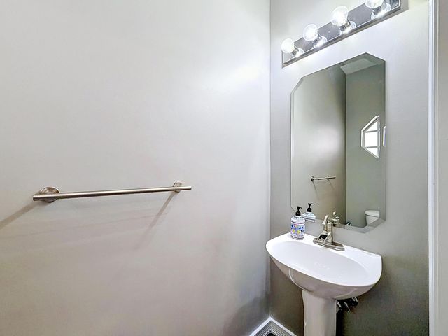8279 Via Leonessa Drive, Boca Raton, FL 33433