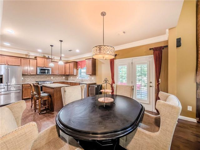 40 Village Green Court SW, Lilburn, GA 30047