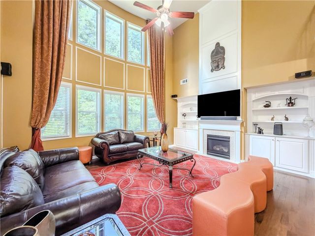 40 Village Green Court SW, Lilburn, GA 30047