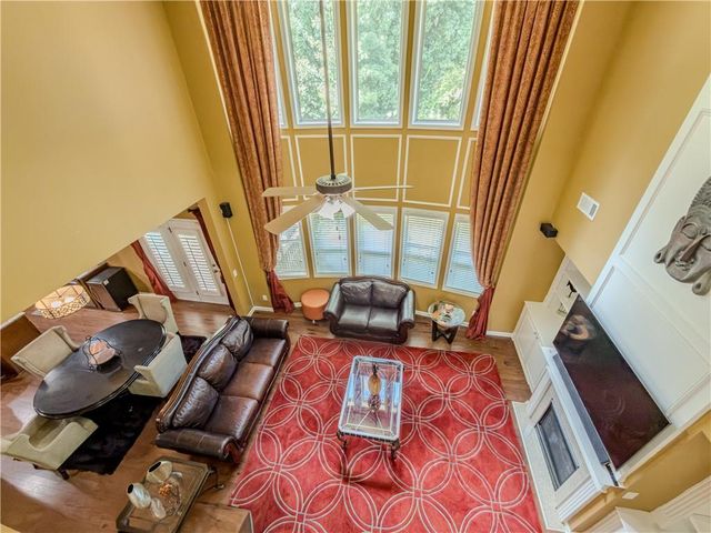 40 Village Green Court SW, Lilburn, GA 30047