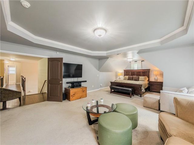 40 Village Green Court SW, Lilburn, GA 30047