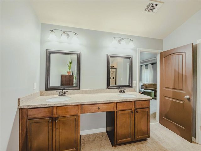 40 Village Green Court SW, Lilburn, GA 30047