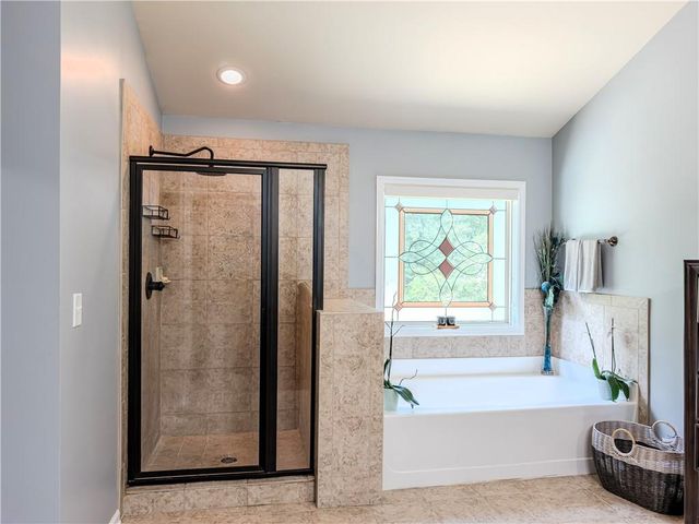 40 Village Green Court SW, Lilburn, GA 30047