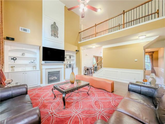 40 Village Green Court SW, Lilburn, GA 30047