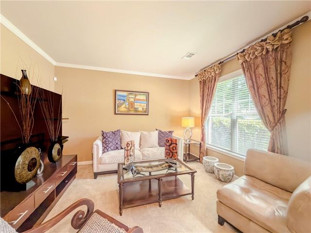 40 Village Green Court SW, Lilburn, GA 30047