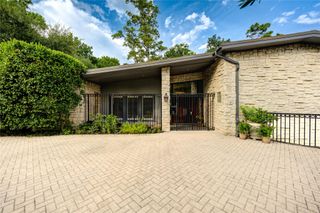 6 Gessner Road, Houston, TX 77024