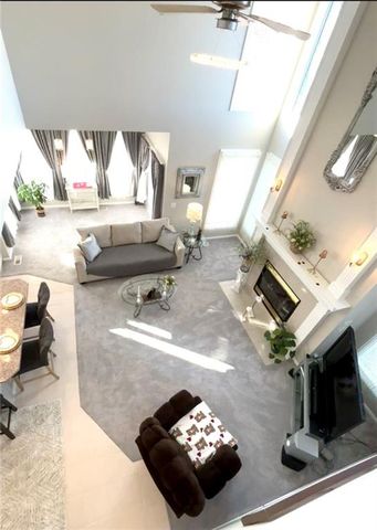 414 S Borgman Road, Buckner, MO 64016