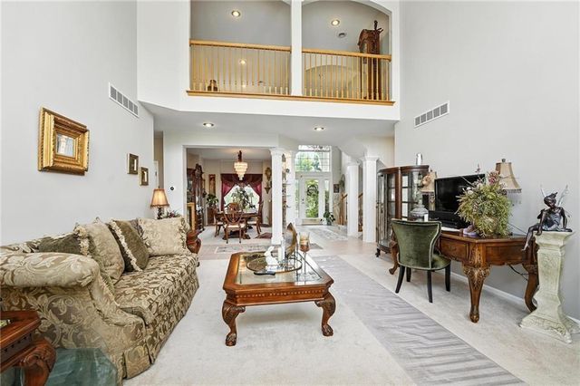 414 S Borgman Road, Buckner, MO 64016