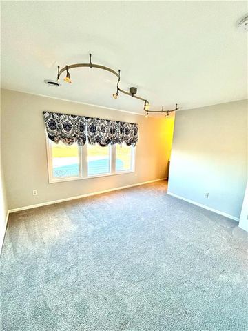 414 S Borgman Road, Buckner, MO 64016