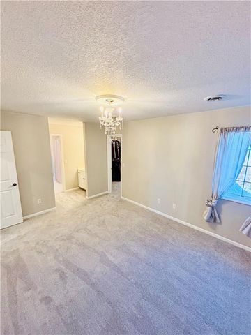 414 S Borgman Road, Buckner, MO 64016