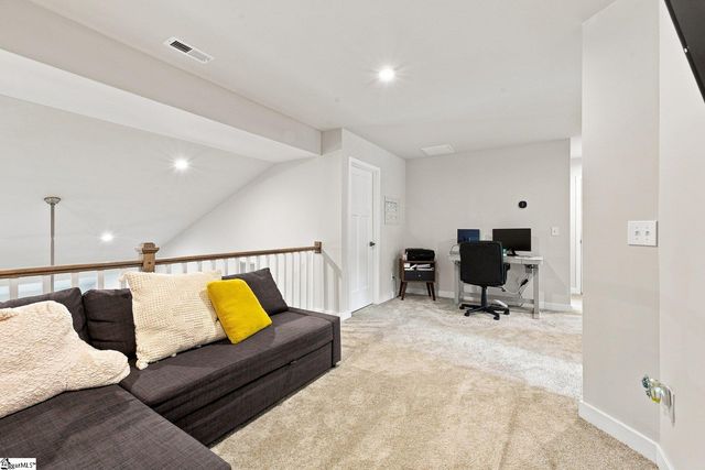 44 Moss Hollow Way, Simpsonville, SC 29680