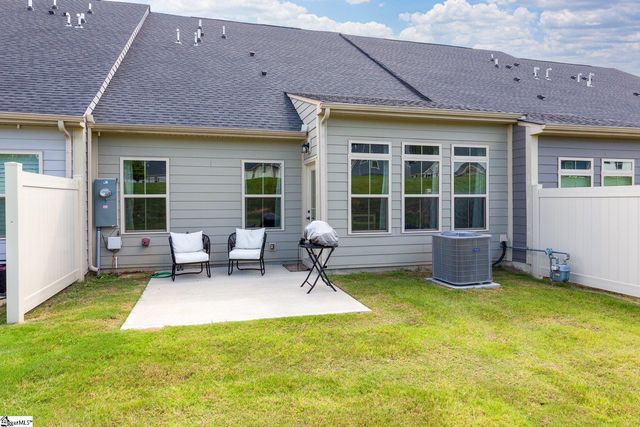 44 Moss Hollow Way, Simpsonville, SC 29680