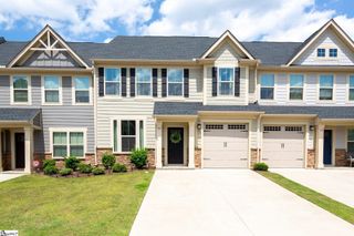 44 Moss Hollow Way, Simpsonville, SC 29680
