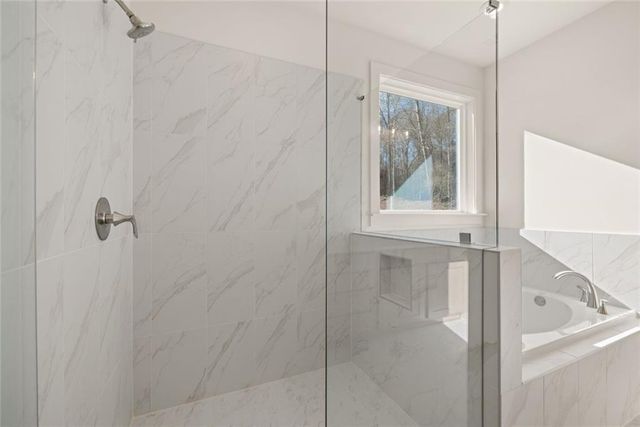 8320 Creekside Overlook Drive, Gainesville, GA 30506